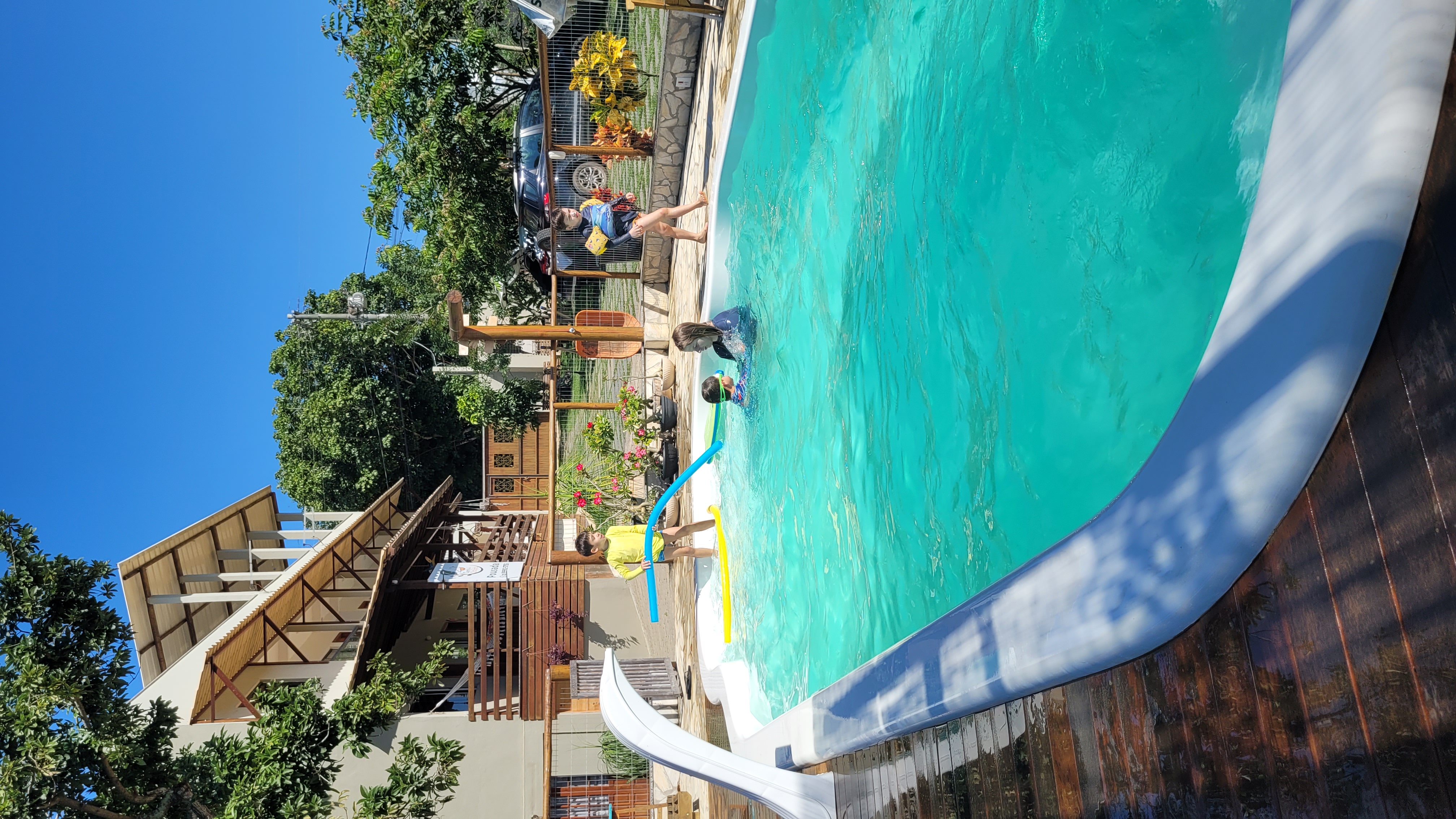 Piscina da Pousada Canto do Sabiá